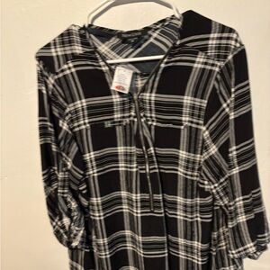 Black and white 3 1/4 zip plaid shirt